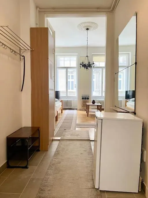 Bank5 Central Apartment Budapest