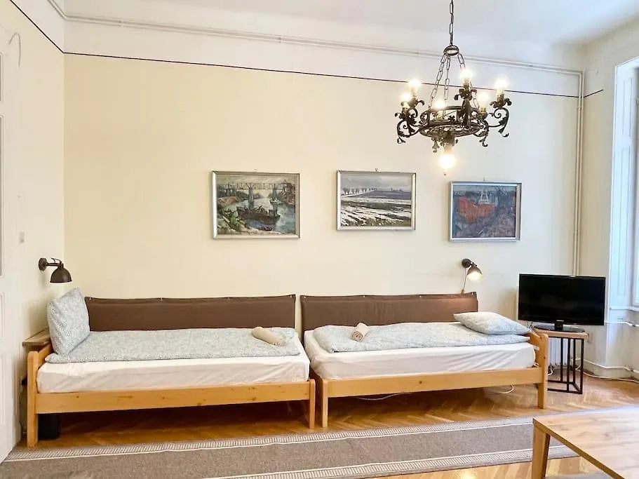 Bank5 Central Apartment Budapest 0*,  Ungarn