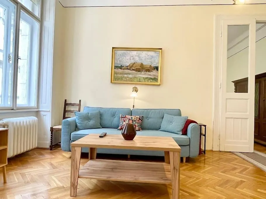 Bank5 Central Apartment Budapest