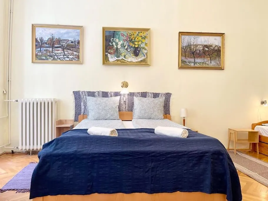 Bank5 Central Apartment Budapest